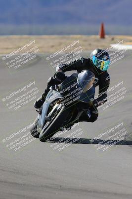 media/Nov-05-2022-SoCal Trackdays (Sat) [[f8d9b725ab]]/Turns 9 and 8 (1050am/